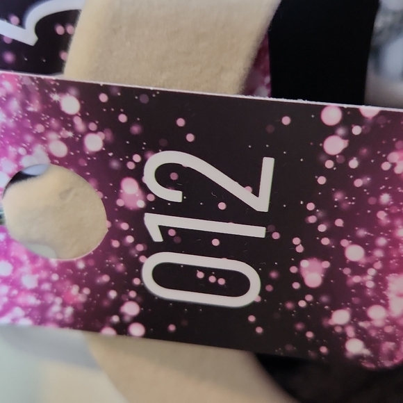 Maurices Sweater - Picture 5 of 5